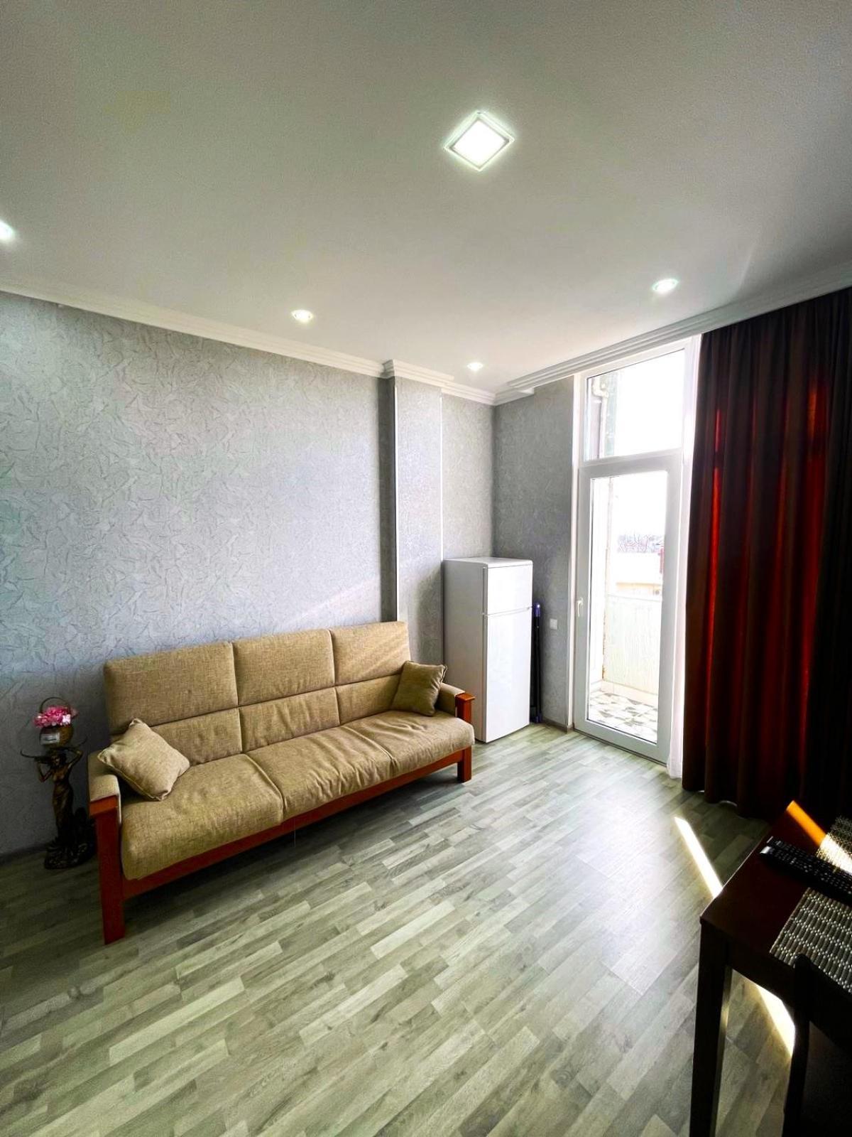 Kate'S Cozy Apartment Kutaisi Exterior photo